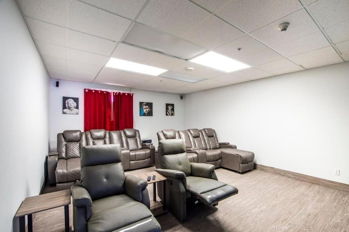 Sierra Vista Studio Apartment With Full Kitchen And King Bed Bagian luar foto