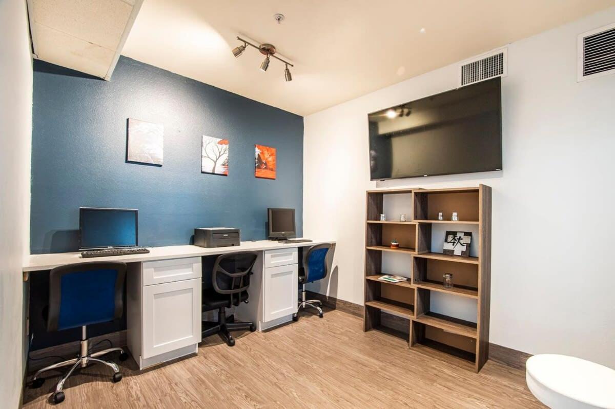 Sierra Vista Studio Apartment With Full Kitchen And King Bed Bagian luar foto